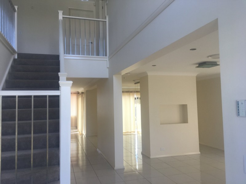 29 Grenada Road, Glenfield NSW 2167