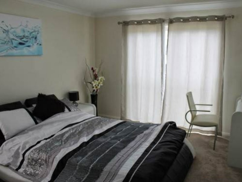 29 Grenada Road, Glenfield NSW 2167