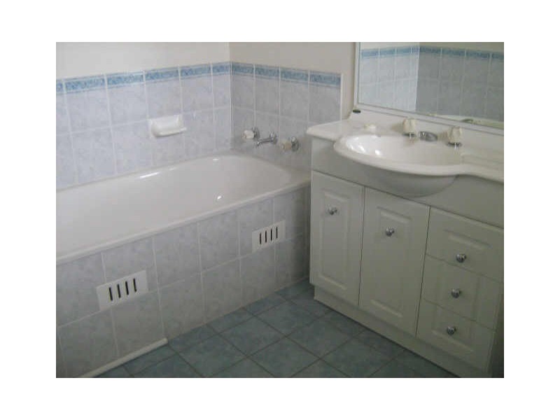 16/14 PINE ROAD, Casula NSW 2170