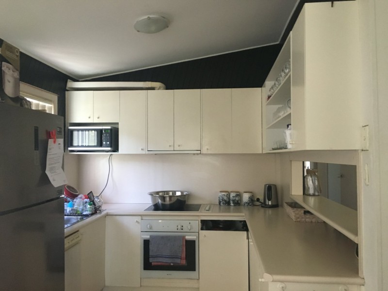 42 Waratah Avenue, Casula NSW 2170