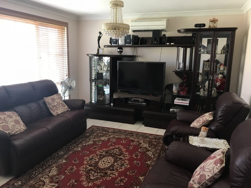 12 Stead Place, Casula NSW 2170