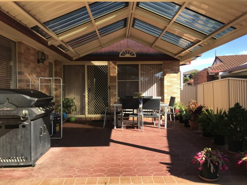 12 Stead Place, Casula NSW 2170