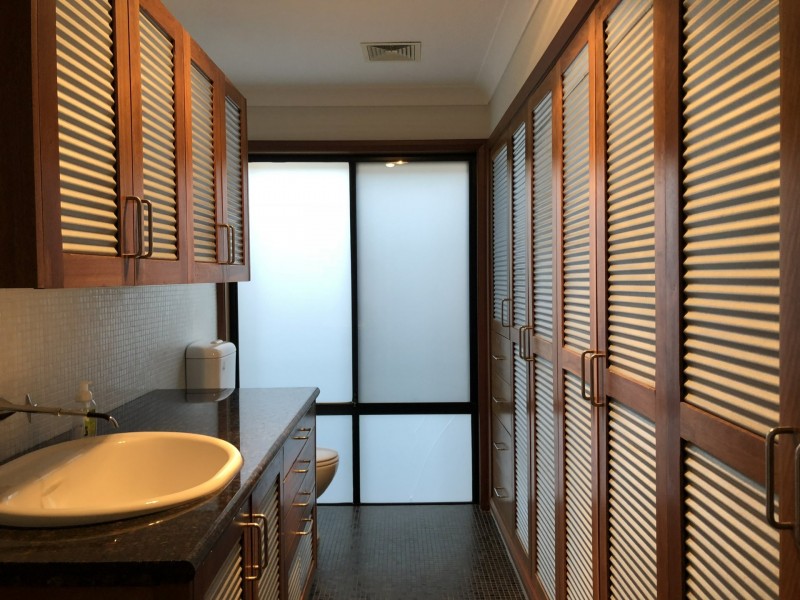 17 Wattle Road, Casula NSW 2170