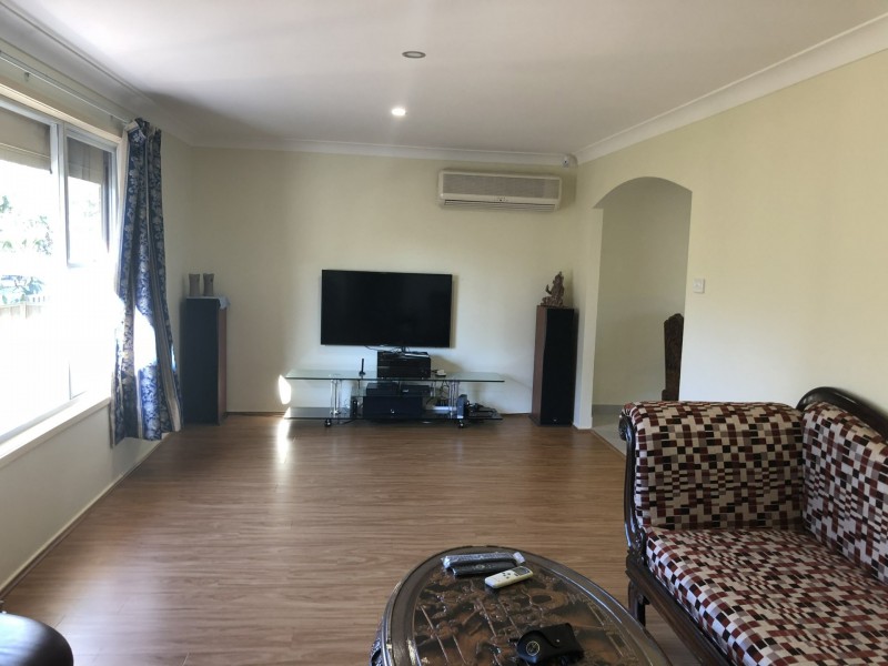 53 Victoria Road, Macquarie Fields NSW 2564
