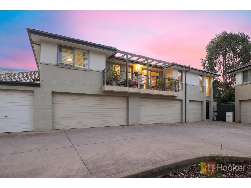 11 Bellona Terrace, Glenfield NSW 2167