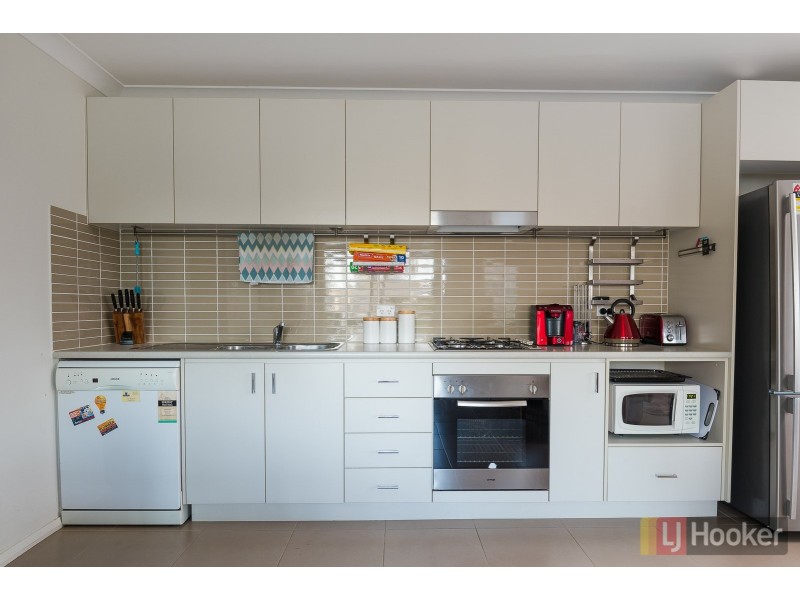 11 Bellona Terrace, Glenfield NSW 2167