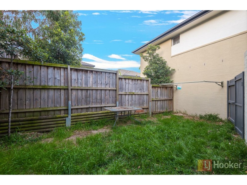 11 Bellona Terrace, Glenfield NSW 2167