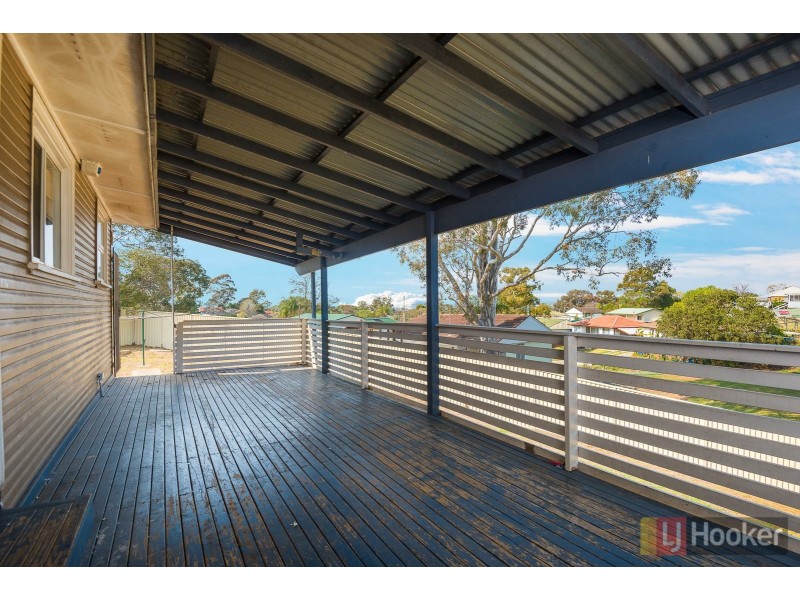 8 Moomin Place, Busby NSW 2168