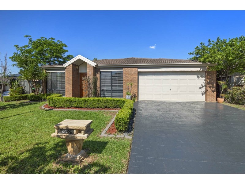 11 Moy Close, Prestons NSW 2170