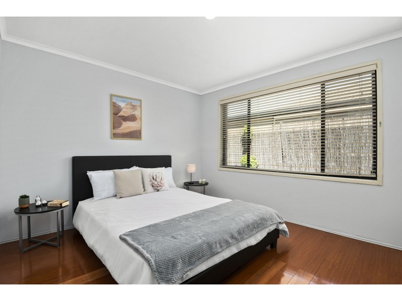 11 Moy Close, Prestons NSW 2170