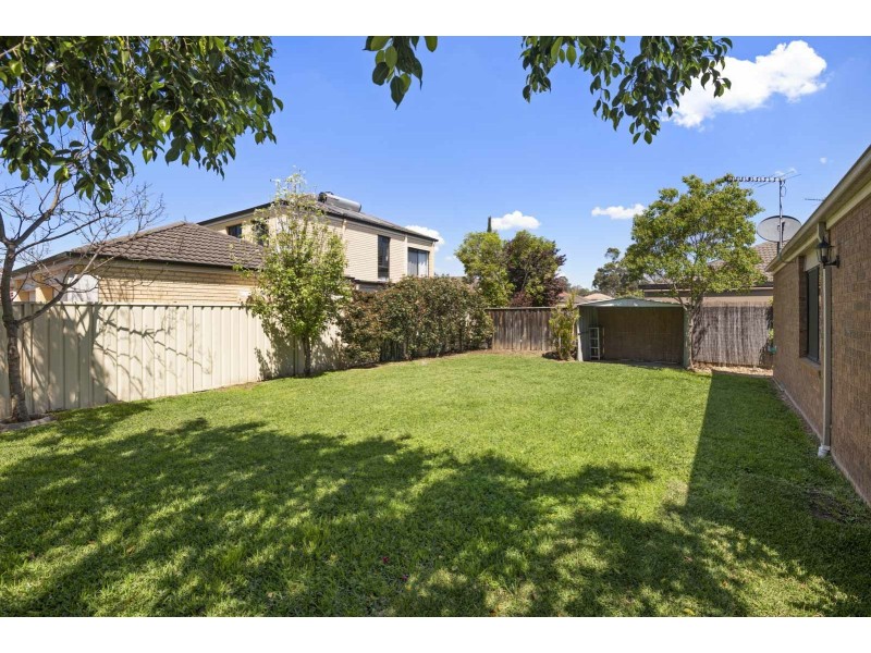 11 Moy Close, Prestons NSW 2170