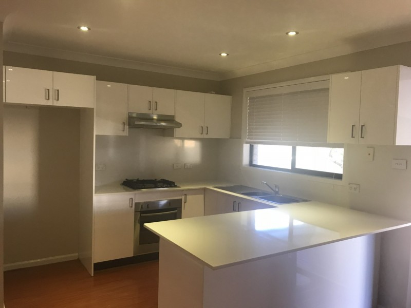 2A Streeton Place, Casula NSW 2170