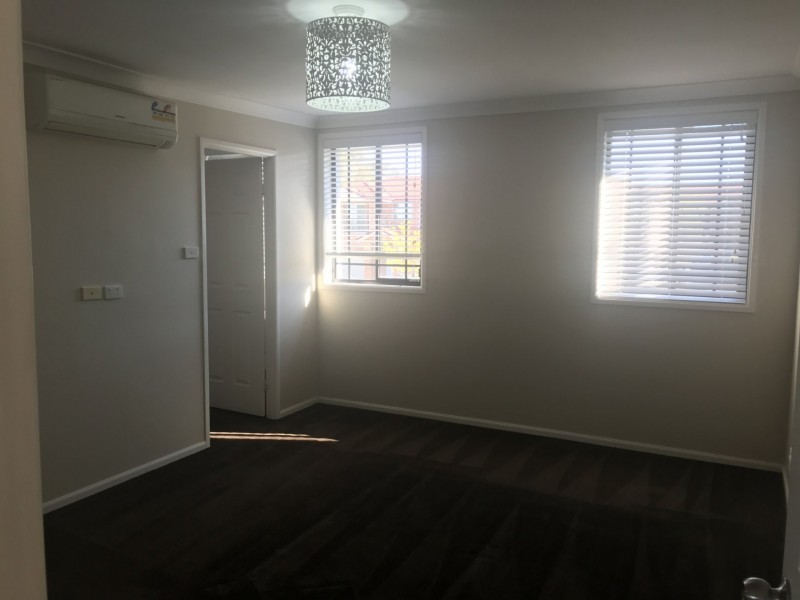 2A Streeton Place, Casula NSW 2170