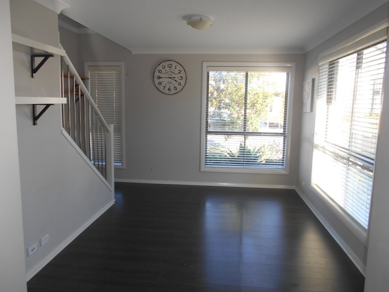 13 Grenada Road, Glenfield NSW 2167