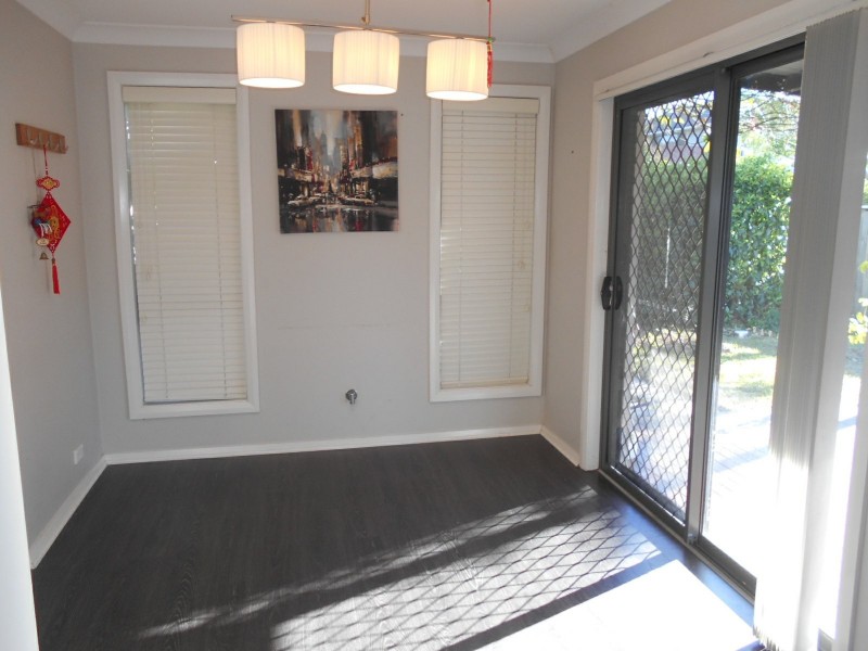 13 Grenada Road, Glenfield NSW 2167