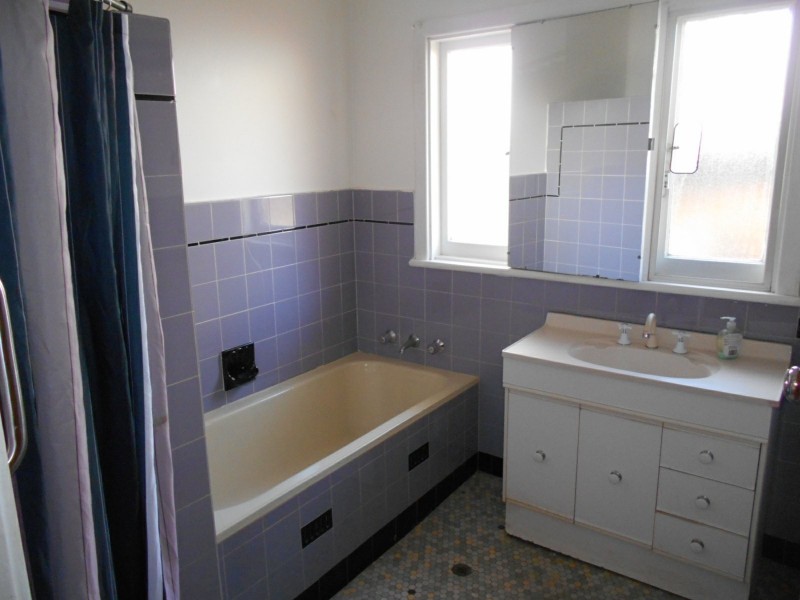 22 Casula Road, Casula NSW 2170