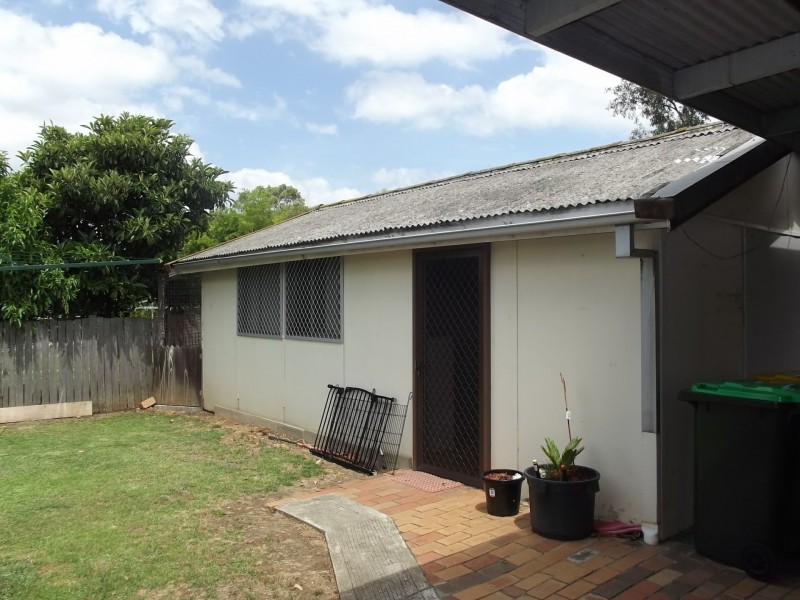 14 Cedar Road, Prestons NSW 2170