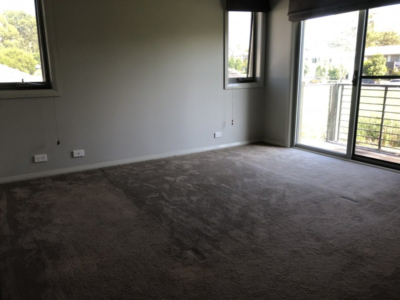 2 Bellona Walk, Glenfield NSW 2167