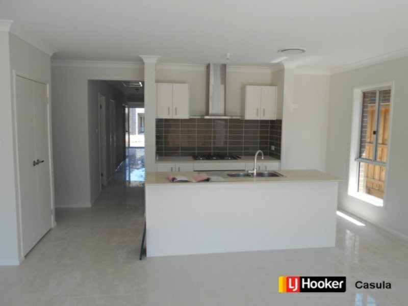 28 Terracotta Road, Moorebank NSW 2170