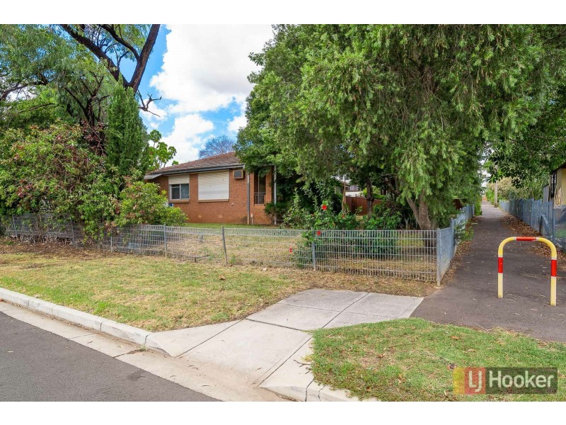 16 Kaluga Street, Busby NSW 2168