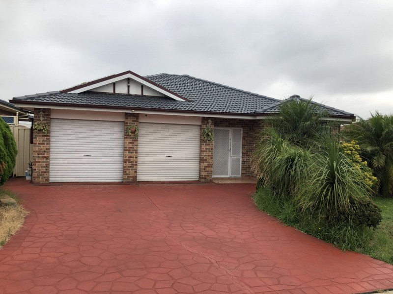 1 Bega Close, Prestons NSW 2170