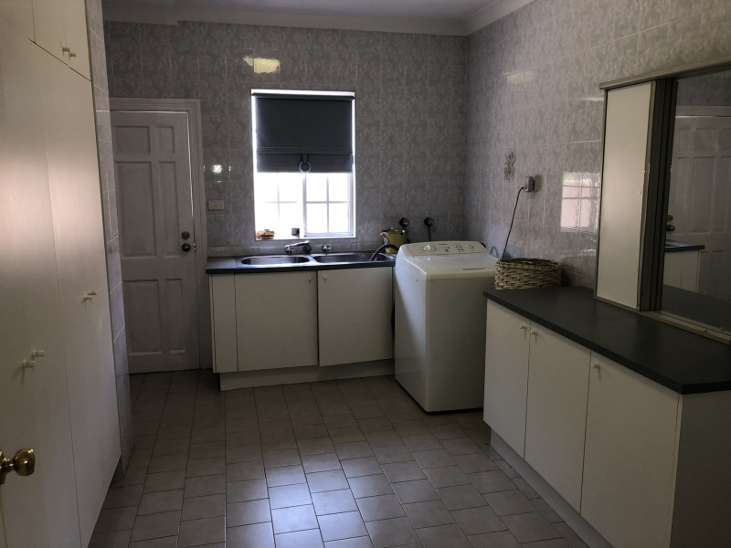 10 Carney Street, Casula NSW 2170