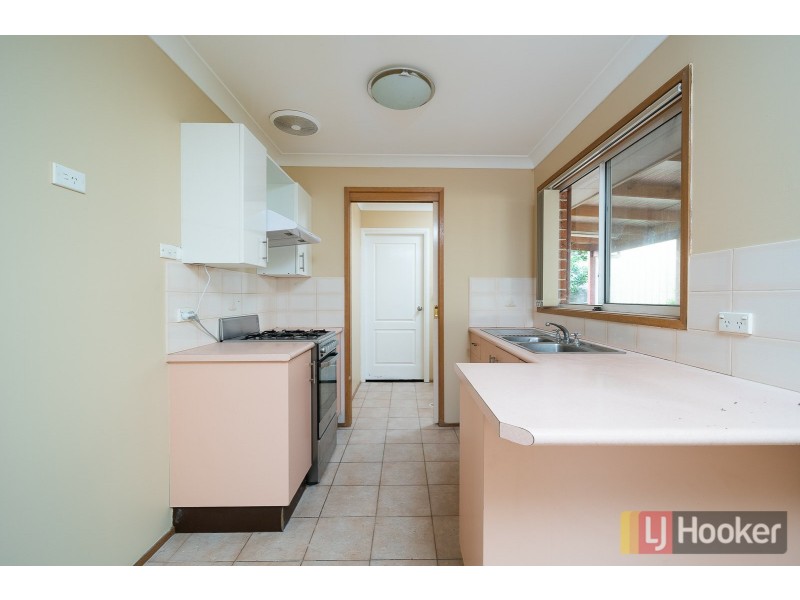 20 Glenella Way, Minto NSW 2566