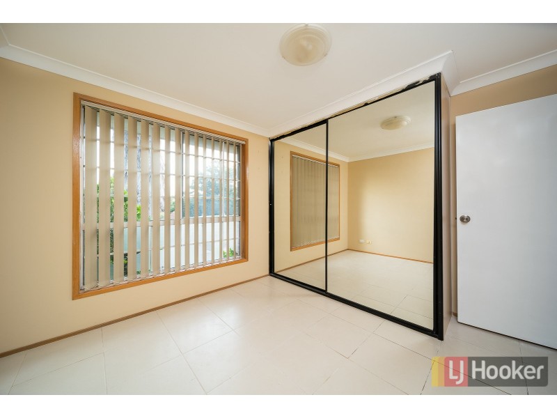 20 Glenella Way, Minto NSW 2566