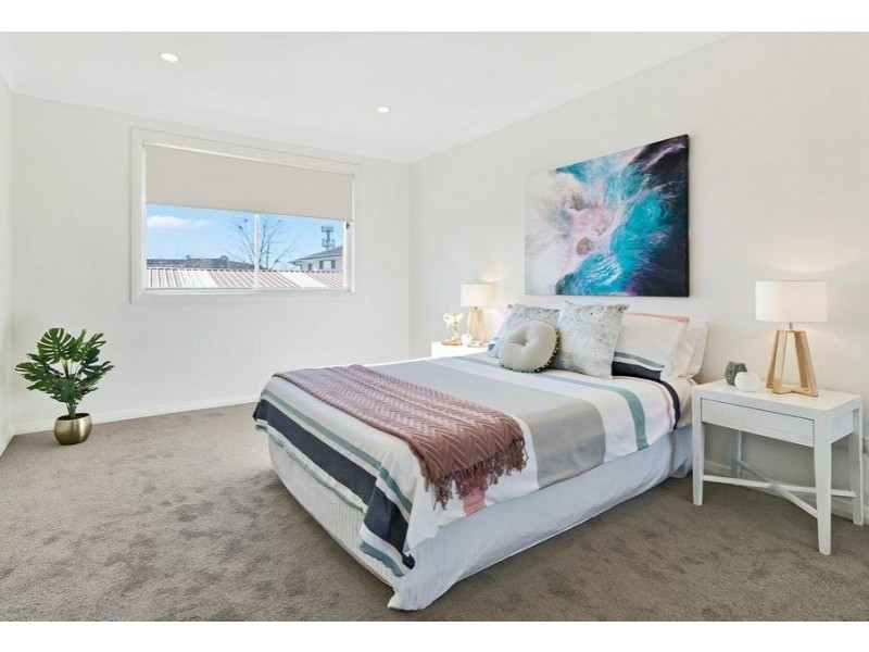 10/10 Old Glenfield Road, Casula NSW 2170