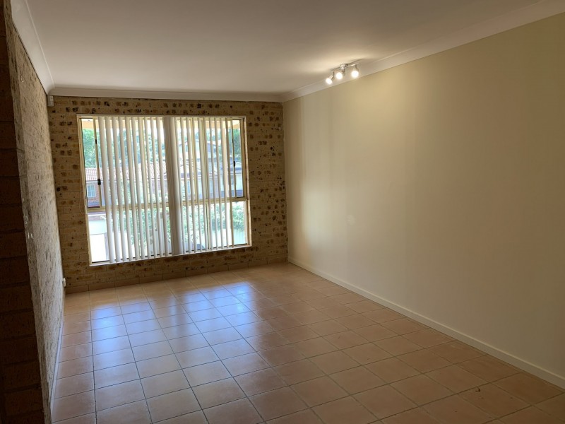 16 Bolderwood Avenue, Casula NSW 2170