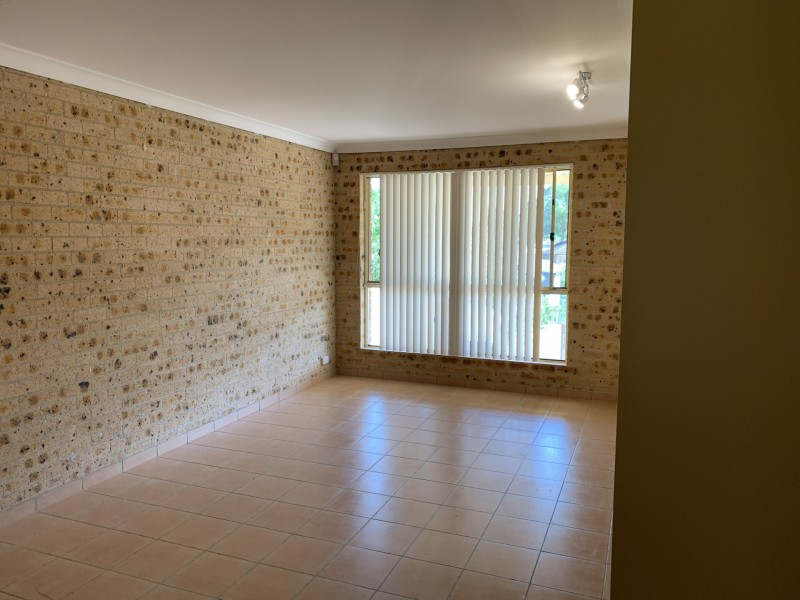 16 Bolderwood Avenue, Casula NSW 2170