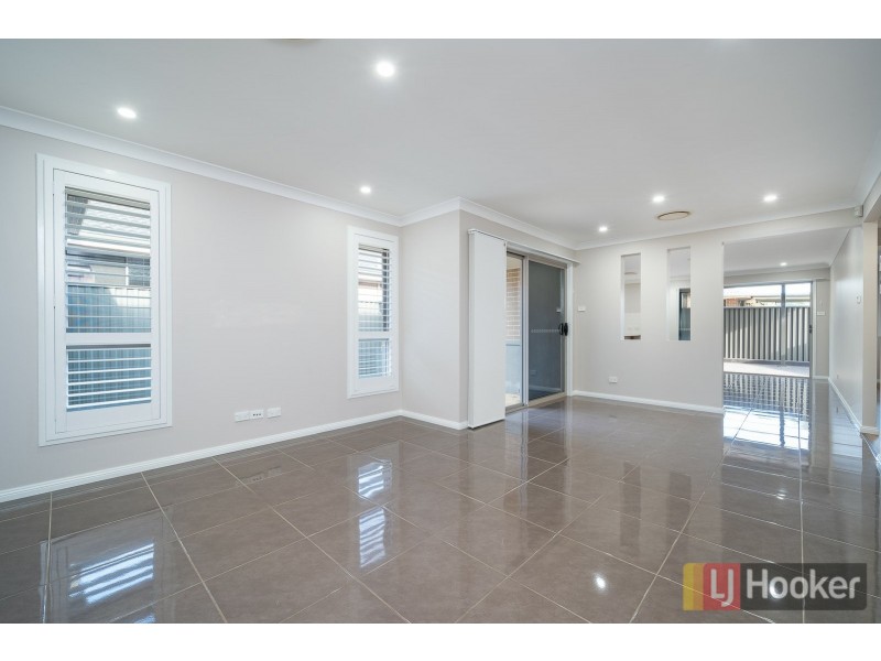 116 Pine Road, Casula NSW 2170