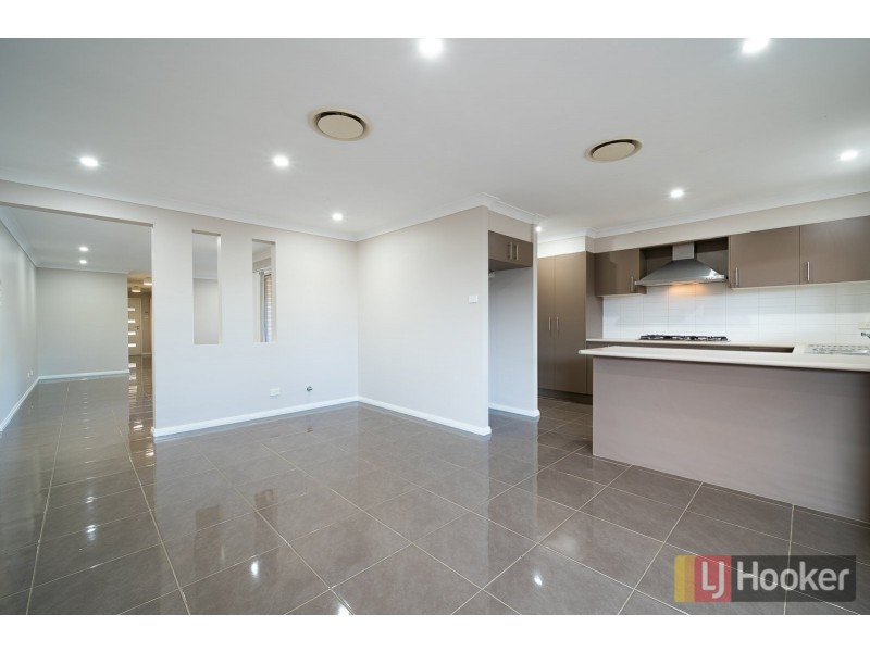 116 Pine Road, Casula NSW 2170