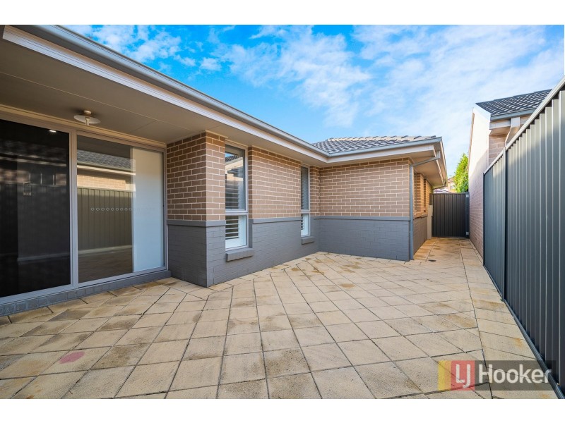 116 Pine Road, Casula NSW 2170