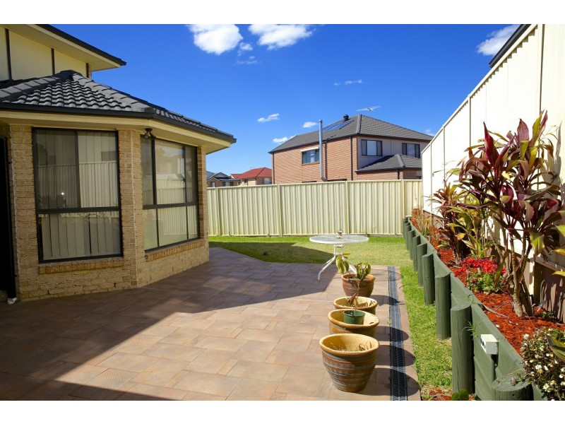 61 Lycett Avenue, West Hoxton NSW 2171