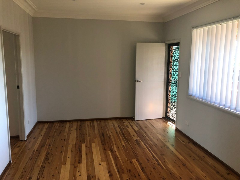 9 De Meyrick Avenue, Casula NSW 2170