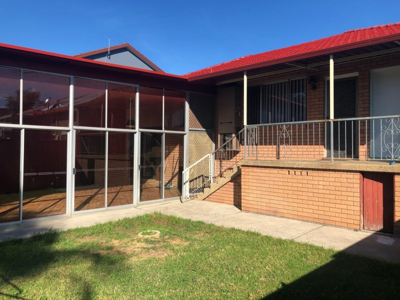 9 De Meyrick Avenue, Casula NSW 2170