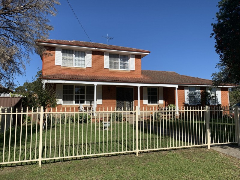 19 Supply Avenue, Lurnea NSW 2170