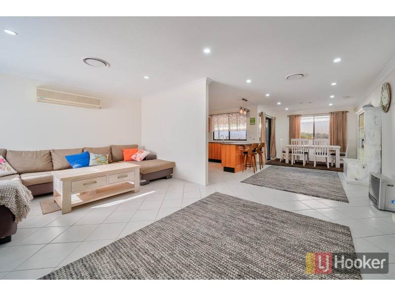 40 Lindsay Street, Casula NSW 2170