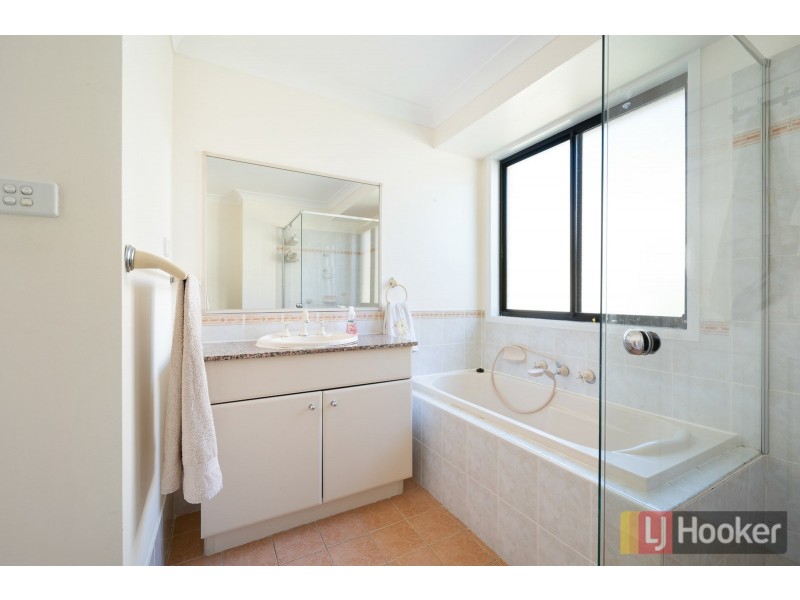 40 Lindsay Street, Casula NSW 2170