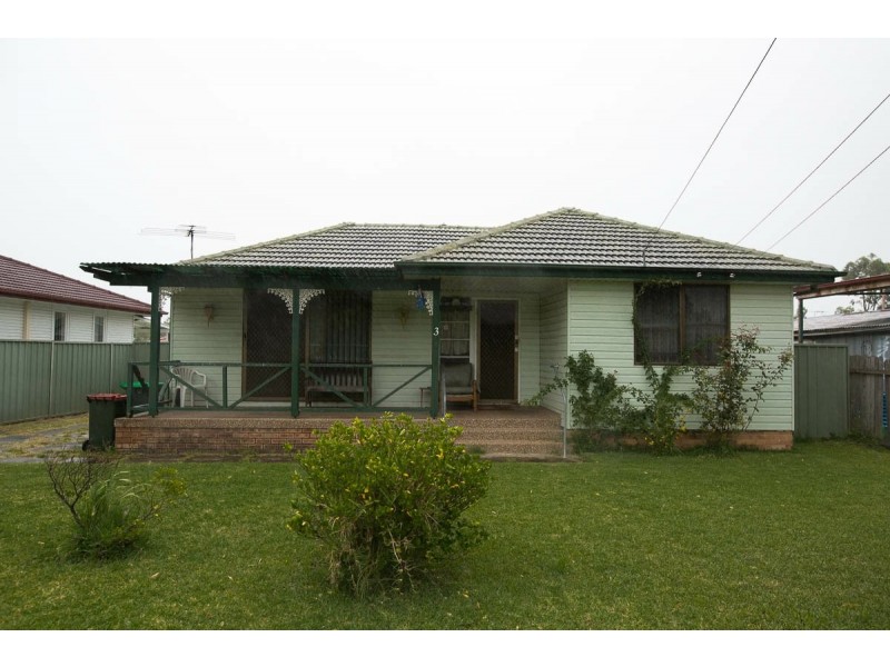 3 Hilda Avenue, Casula NSW 2170