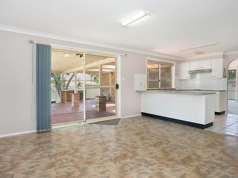 15 Holwell Circuit, Raymond Terrace NSW 2324