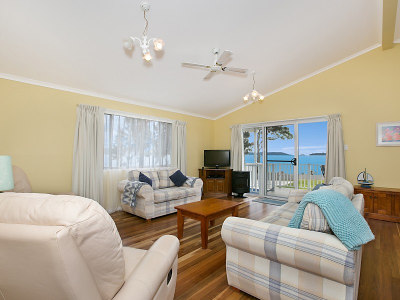 49 Waterfront Road, Swan Bay NSW 2324