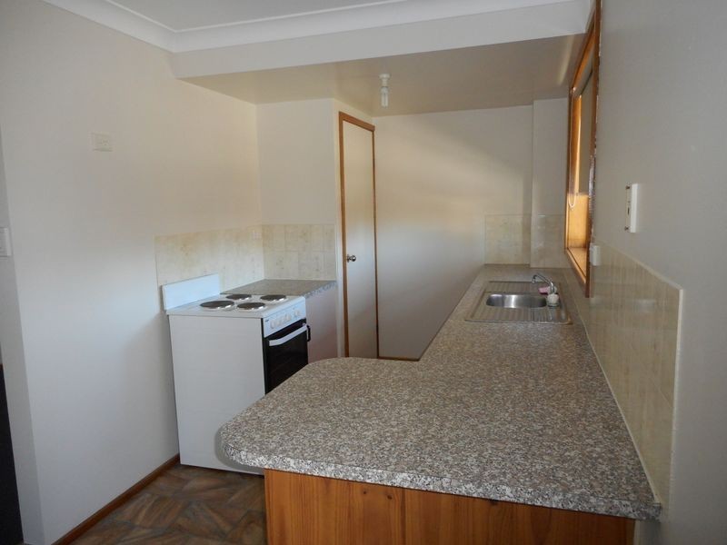 2/98 Adelaide Street, Raymond Terrace NSW 2324