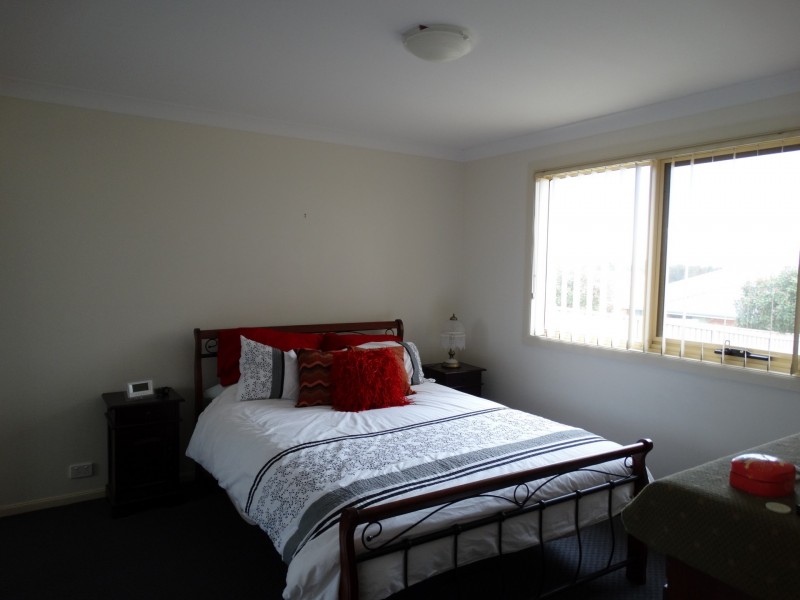 2/14 Harriet Close, Raymond Terrace NSW 2324