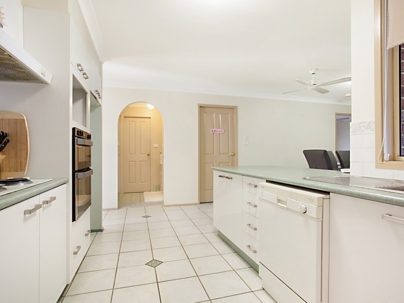 1 Moxey Close, Raymond Terrace NSW 2324