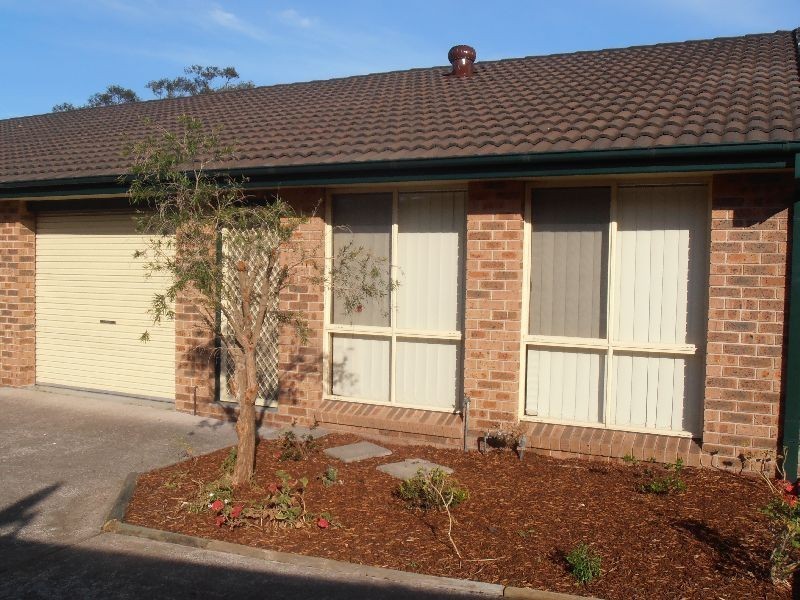 2/85a Benjamin Lee Drive, Raymond Terrace NSW 2324