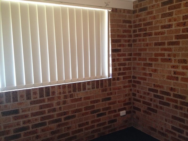 2/85a Benjamin Lee Drive, Raymond Terrace NSW 2324