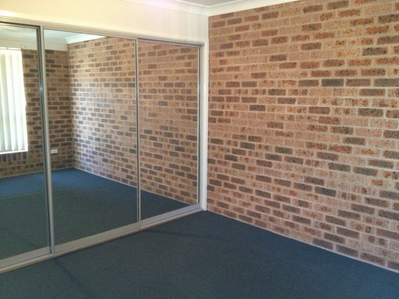 2/85a Benjamin Lee Drive, Raymond Terrace NSW 2324