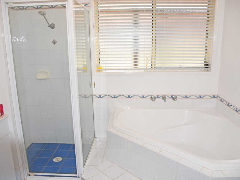 11 Halloran Way, Raymond Terrace NSW 2324